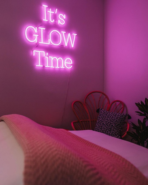 dark pink neon sign