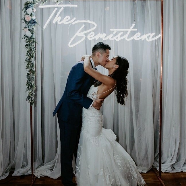 wedding custom neon sign for hanigng